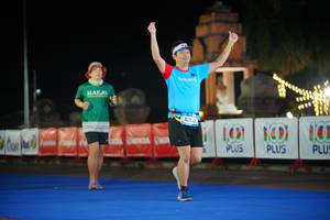 BIB: 4200, 100
                            <button type="button" onclick="openModal(20437827)" class="btn btn-primary btn-sm float-right btn-popup" data-toggle="modal" data-target=".modal-high-quality">
                        <i class="fas fa-shopping-cart"></i> Add to Cart
                    </button>
                                            <button type="button" onclick="isThisMe(20437827, true)" class="btn btn-success btn-sm float-right btn-popup btn-isme hidden" data-toggle="tooltip" data-placement="bottom" title="นี่คือรูปของคุณใช่ไหม คลิกที่นี่เพื่อเอาเข้าอัลบั้ม">
                        <i class="fas fa-plus"></i> Add to album
                    </button>
                    <button type="button" onclick="isThisMe(20437827, false)" class="btn btn-warning btn-sm float-right btn-popup btn-isnotme hidden">
                        <i class="fas fa-ban"></i> Remove from album
                    </button>