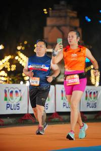 BIB: 24276, 26249, 0330
                            <button type="button" onclick="openModal(20366469)" class="btn btn-primary btn-sm float-right btn-popup" data-toggle="modal" data-target=".modal-high-quality">
                        <i class="fas fa-shopping-cart"></i> Add to Cart
                    </button>
                                            <button type="button" onclick="isThisMe(20366469, true)" class="btn btn-success btn-sm float-right btn-popup btn-isme hidden" data-toggle="tooltip" data-placement="bottom" title="นี่คือรูปของคุณใช่ไหม คลิกที่นี่เพื่อเอาเข้าอัลบั้ม">
                        <i class="fas fa-plus"></i> Add to album
                    </button>
                    <button type="button" onclick="isThisMe(20366469, false)" class="btn btn-warning btn-sm float-right btn-popup btn-isnotme hidden">
                        <i class="fas fa-ban"></i> Remove from album
                    </button>