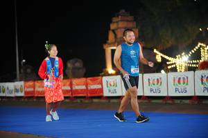 BIB: 133, 420, 0000, 100, 1001
                            <button type="button" onclick="openModal(20432671)" class="btn btn-primary btn-sm float-right btn-popup" data-toggle="modal" data-target=".modal-high-quality">
                        <i class="fas fa-shopping-cart"></i> Add to Cart
                    </button>
                                            <button type="button" onclick="isThisMe(20432671, true)" class="btn btn-success btn-sm float-right btn-popup btn-isme hidden" data-toggle="tooltip" data-placement="bottom" title="นี่คือรูปของคุณใช่ไหม คลิกที่นี่เพื่อเอาเข้าอัลบั้ม">
                        <i class="fas fa-plus"></i> Add to album
                    </button>
                    <button type="button" onclick="isThisMe(20432671, false)" class="btn btn-warning btn-sm float-right btn-popup btn-isnotme hidden">
                        <i class="fas fa-ban"></i> Remove from album
                    </button>