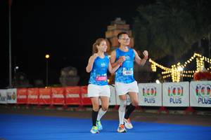 BIB: 45398, 41613, 1001, 100
                            <button type="button" onclick="openModal(20431249)" class="btn btn-primary btn-sm float-right btn-popup" data-toggle="modal" data-target=".modal-high-quality">
                        <i class="fas fa-shopping-cart"></i> Add to Cart
                    </button>
                                            <button type="button" onclick="isThisMe(20431249, true)" class="btn btn-success btn-sm float-right btn-popup btn-isme hidden" data-toggle="tooltip" data-placement="bottom" title="นี่คือรูปของคุณใช่ไหม คลิกที่นี่เพื่อเอาเข้าอัลบั้ม">
                        <i class="fas fa-plus"></i> Add to album
                    </button>
                    <button type="button" onclick="isThisMe(20431249, false)" class="btn btn-warning btn-sm float-right btn-popup btn-isnotme hidden">
                        <i class="fas fa-ban"></i> Remove from album
                    </button>