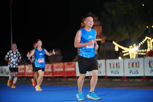 BIB: 41719
                            <button type="button" onclick="openModal(20429965)" class="btn btn-primary btn-sm float-right btn-popup" data-toggle="modal" data-target=".modal-high-quality">
                        <i class="fas fa-shopping-cart"></i> Add to Cart
                    </button>
                                            <button type="button" onclick="isThisMe(20429965, true)" class="btn btn-success btn-sm float-right btn-popup btn-isme hidden" data-toggle="tooltip" data-placement="bottom" title="นี่คือรูปของคุณใช่ไหม คลิกที่นี่เพื่อเอาเข้าอัลบั้ม">
                        <i class="fas fa-plus"></i> Add to album
                    </button>
                    <button type="button" onclick="isThisMe(20429965, false)" class="btn btn-warning btn-sm float-right btn-popup btn-isnotme hidden">
                        <i class="fas fa-ban"></i> Remove from album
                    </button>