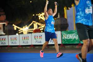 BIB: 1401, 140, 100, 101, 4315
                            <button type="button" onclick="openModal(20430265)" class="btn btn-primary btn-sm float-right btn-popup" data-toggle="modal" data-target=".modal-high-quality">
                        <i class="fas fa-shopping-cart"></i> Add to Cart
                    </button>
                                            <button type="button" onclick="isThisMe(20430265, true)" class="btn btn-success btn-sm float-right btn-popup btn-isme hidden" data-toggle="tooltip" data-placement="bottom" title="นี่คือรูปของคุณใช่ไหม คลิกที่นี่เพื่อเอาเข้าอัลบั้ม">
                        <i class="fas fa-plus"></i> Add to album
                    </button>
                    <button type="button" onclick="isThisMe(20430265, false)" class="btn btn-warning btn-sm float-right btn-popup btn-isnotme hidden">
                        <i class="fas fa-ban"></i> Remove from album
                    </button>