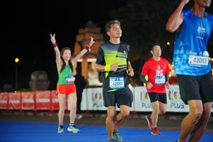 BIB: 42050, 4225, 43093
                            <button type="button" onclick="openModal(20435757)" class="btn btn-primary btn-sm float-right btn-popup" data-toggle="modal" data-target=".modal-high-quality">
                        <i class="fas fa-shopping-cart"></i> Add to Cart
                    </button>
                                            <button type="button" onclick="isThisMe(20435757, true)" class="btn btn-success btn-sm float-right btn-popup btn-isme hidden" data-toggle="tooltip" data-placement="bottom" title="นี่คือรูปของคุณใช่ไหม คลิกที่นี่เพื่อเอาเข้าอัลบั้ม">
                        <i class="fas fa-plus"></i> Add to album
                    </button>
                    <button type="button" onclick="isThisMe(20435757, false)" class="btn btn-warning btn-sm float-right btn-popup btn-isnotme hidden">
                        <i class="fas fa-ban"></i> Remove from album
                    </button>