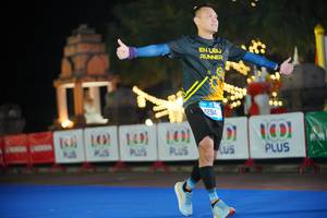 BIB: 1401, 140, 4294, 1001
                            <button type="button" onclick="openModal(20429883)" class="btn btn-primary btn-sm float-right btn-popup" data-toggle="modal" data-target=".modal-high-quality">
                        <i class="fas fa-shopping-cart"></i> Add to Cart
                    </button>
                                            <button type="button" onclick="isThisMe(20429883, true)" class="btn btn-success btn-sm float-right btn-popup btn-isme hidden" data-toggle="tooltip" data-placement="bottom" title="นี่คือรูปของคุณใช่ไหม คลิกที่นี่เพื่อเอาเข้าอัลบั้ม">
                        <i class="fas fa-plus"></i> Add to album
                    </button>
                    <button type="button" onclick="isThisMe(20429883, false)" class="btn btn-warning btn-sm float-right btn-popup btn-isnotme hidden">
                        <i class="fas fa-ban"></i> Remove from album
                    </button>