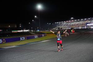 BIB: 
                            <button type="button" onclick="openModal(20271727)" class="btn btn-primary btn-sm float-right btn-popup" data-toggle="modal" data-target=".modal-high-quality">
                        <i class="fas fa-shopping-cart"></i> Add to Cart
                    </button>
                                            <button type="button" onclick="isThisMe(20271727, true)" class="btn btn-success btn-sm float-right btn-popup btn-isme hidden" data-toggle="tooltip" data-placement="bottom" title="นี่คือรูปของคุณใช่ไหม คลิกที่นี่เพื่อเอาเข้าอัลบั้ม">
                        <i class="fas fa-plus"></i> Add to album
                    </button>
                    <button type="button" onclick="isThisMe(20271727, false)" class="btn btn-warning btn-sm float-right btn-popup btn-isnotme hidden">
                        <i class="fas fa-ban"></i> Remove from album
                    </button>