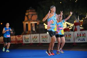 BIB: 1100, 42485, 45593, 001001
                            <button type="button" onclick="openModal(20434644)" class="btn btn-primary btn-sm float-right btn-popup" data-toggle="modal" data-target=".modal-high-quality">
                        <i class="fas fa-shopping-cart"></i> Add to Cart
                    </button>
                                            <button type="button" onclick="isThisMe(20434644, true)" class="btn btn-success btn-sm float-right btn-popup btn-isme hidden" data-toggle="tooltip" data-placement="bottom" title="นี่คือรูปของคุณใช่ไหม คลิกที่นี่เพื่อเอาเข้าอัลบั้ม">
                        <i class="fas fa-plus"></i> Add to album
                    </button>
                    <button type="button" onclick="isThisMe(20434644, false)" class="btn btn-warning btn-sm float-right btn-popup btn-isnotme hidden">
                        <i class="fas fa-ban"></i> Remove from album
                    </button>