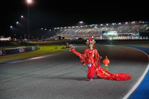 BIB: 150
                            <button type="button" onclick="openModal(20270163)" class="btn btn-primary btn-sm float-right btn-popup" data-toggle="modal" data-target=".modal-high-quality">
                        <i class="fas fa-shopping-cart"></i> Add to Cart
                    </button>
                                            <button type="button" onclick="isThisMe(20270163, true)" class="btn btn-success btn-sm float-right btn-popup btn-isme hidden" data-toggle="tooltip" data-placement="bottom" title="นี่คือรูปของคุณใช่ไหม คลิกที่นี่เพื่อเอาเข้าอัลบั้ม">
                        <i class="fas fa-plus"></i> Add to album
                    </button>
                    <button type="button" onclick="isThisMe(20270163, false)" class="btn btn-warning btn-sm float-right btn-popup btn-isnotme hidden">
                        <i class="fas fa-ban"></i> Remove from album
                    </button>