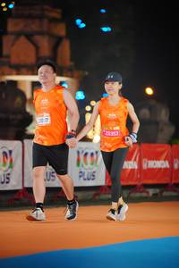 BIB: 23037, 25353
                            <button type="button" onclick="openModal(20406908)" class="btn btn-primary btn-sm float-right btn-popup" data-toggle="modal" data-target=".modal-high-quality">
                        <i class="fas fa-shopping-cart"></i> Add to Cart
                    </button>
                                            <button type="button" onclick="isThisMe(20406908, true)" class="btn btn-success btn-sm float-right btn-popup btn-isme hidden" data-toggle="tooltip" data-placement="bottom" title="นี่คือรูปของคุณใช่ไหม คลิกที่นี่เพื่อเอาเข้าอัลบั้ม">
                        <i class="fas fa-plus"></i> Add to album
                    </button>
                    <button type="button" onclick="isThisMe(20406908, false)" class="btn btn-warning btn-sm float-right btn-popup btn-isnotme hidden">
                        <i class="fas fa-ban"></i> Remove from album
                    </button>