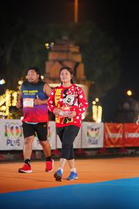 BIB: 2405
                            <button type="button" onclick="openModal(20406416)" class="btn btn-primary btn-sm float-right btn-popup" data-toggle="modal" data-target=".modal-high-quality">
                        <i class="fas fa-shopping-cart"></i> Add to Cart
                    </button>
                                            <button type="button" onclick="isThisMe(20406416, true)" class="btn btn-success btn-sm float-right btn-popup btn-isme hidden" data-toggle="tooltip" data-placement="bottom" title="นี่คือรูปของคุณใช่ไหม คลิกที่นี่เพื่อเอาเข้าอัลบั้ม">
                        <i class="fas fa-plus"></i> Add to album
                    </button>
                    <button type="button" onclick="isThisMe(20406416, false)" class="btn btn-warning btn-sm float-right btn-popup btn-isnotme hidden">
                        <i class="fas fa-ban"></i> Remove from album
                    </button>