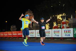 BIB: 460, 4909, 100
                            <button type="button" onclick="openModal(20456903)" class="btn btn-primary btn-sm float-right btn-popup" data-toggle="modal" data-target=".modal-high-quality">
                        <i class="fas fa-shopping-cart"></i> Add to Cart
                    </button>
                                            <button type="button" onclick="isThisMe(20456903, true)" class="btn btn-success btn-sm float-right btn-popup btn-isme hidden" data-toggle="tooltip" data-placement="bottom" title="นี่คือรูปของคุณใช่ไหม คลิกที่นี่เพื่อเอาเข้าอัลบั้ม">
                        <i class="fas fa-plus"></i> Add to album
                    </button>
                    <button type="button" onclick="isThisMe(20456903, false)" class="btn btn-warning btn-sm float-right btn-popup btn-isnotme hidden">
                        <i class="fas fa-ban"></i> Remove from album
                    </button>