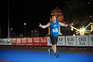 BIB: 42302, 1001
                            <button type="button" onclick="openModal(20432868)" class="btn btn-primary btn-sm float-right btn-popup" data-toggle="modal" data-target=".modal-high-quality">
                        <i class="fas fa-shopping-cart"></i> Add to Cart
                    </button>
                                            <button type="button" onclick="isThisMe(20432868, true)" class="btn btn-success btn-sm float-right btn-popup btn-isme hidden" data-toggle="tooltip" data-placement="bottom" title="นี่คือรูปของคุณใช่ไหม คลิกที่นี่เพื่อเอาเข้าอัลบั้ม">
                        <i class="fas fa-plus"></i> Add to album
                    </button>
                    <button type="button" onclick="isThisMe(20432868, false)" class="btn btn-warning btn-sm float-right btn-popup btn-isnotme hidden">
                        <i class="fas fa-ban"></i> Remove from album
                    </button>