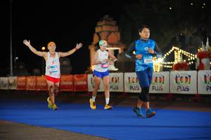 BIB: 41453, 42625, 0000, 1001
                            <button type="button" onclick="openModal(20450069)" class="btn btn-primary btn-sm float-right btn-popup" data-toggle="modal" data-target=".modal-high-quality">
                        <i class="fas fa-shopping-cart"></i> Add to Cart
                    </button>
                                            <button type="button" onclick="isThisMe(20450069, true)" class="btn btn-success btn-sm float-right btn-popup btn-isme hidden" data-toggle="tooltip" data-placement="bottom" title="นี่คือรูปของคุณใช่ไหม คลิกที่นี่เพื่อเอาเข้าอัลบั้ม">
                        <i class="fas fa-plus"></i> Add to album
                    </button>
                    <button type="button" onclick="isThisMe(20450069, false)" class="btn btn-warning btn-sm float-right btn-popup btn-isnotme hidden">
                        <i class="fas fa-ban"></i> Remove from album
                    </button>