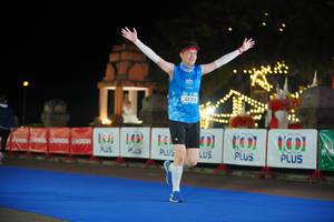 BIB: 133110, 200, 42355, 01100
                            <button type="button" onclick="openModal(20455240)" class="btn btn-primary btn-sm float-right btn-popup" data-toggle="modal" data-target=".modal-high-quality">
                        <i class="fas fa-shopping-cart"></i> Add to Cart
                    </button>
                                            <button type="button" onclick="isThisMe(20455240, true)" class="btn btn-success btn-sm float-right btn-popup btn-isme hidden" data-toggle="tooltip" data-placement="bottom" title="นี่คือรูปของคุณใช่ไหม คลิกที่นี่เพื่อเอาเข้าอัลบั้ม">
                        <i class="fas fa-plus"></i> Add to album
                    </button>
                    <button type="button" onclick="isThisMe(20455240, false)" class="btn btn-warning btn-sm float-right btn-popup btn-isnotme hidden">
                        <i class="fas fa-ban"></i> Remove from album
                    </button>