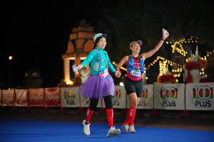 BIB: 44041
                            <button type="button" onclick="openModal(20457592)" class="btn btn-primary btn-sm float-right btn-popup" data-toggle="modal" data-target=".modal-high-quality">
                        <i class="fas fa-shopping-cart"></i> Add to Cart
                    </button>
                                            <button type="button" onclick="isThisMe(20457592, true)" class="btn btn-success btn-sm float-right btn-popup btn-isme hidden" data-toggle="tooltip" data-placement="bottom" title="นี่คือรูปของคุณใช่ไหม คลิกที่นี่เพื่อเอาเข้าอัลบั้ม">
                        <i class="fas fa-plus"></i> Add to album
                    </button>
                    <button type="button" onclick="isThisMe(20457592, false)" class="btn btn-warning btn-sm float-right btn-popup btn-isnotme hidden">
                        <i class="fas fa-ban"></i> Remove from album
                    </button>