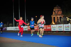 BIB: 1631, 1001
                            <button type="button" onclick="openModal(20441523)" class="btn btn-primary btn-sm float-right btn-popup" data-toggle="modal" data-target=".modal-high-quality">
                        <i class="fas fa-shopping-cart"></i> Add to Cart
                    </button>
                                            <button type="button" onclick="isThisMe(20441523, true)" class="btn btn-success btn-sm float-right btn-popup btn-isme hidden" data-toggle="tooltip" data-placement="bottom" title="นี่คือรูปของคุณใช่ไหม คลิกที่นี่เพื่อเอาเข้าอัลบั้ม">
                        <i class="fas fa-plus"></i> Add to album
                    </button>
                    <button type="button" onclick="isThisMe(20441523, false)" class="btn btn-warning btn-sm float-right btn-popup btn-isnotme hidden">
                        <i class="fas fa-ban"></i> Remove from album
                    </button>