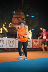 BIB: 106
                            <button type="button" onclick="openModal(20406608)" class="btn btn-primary btn-sm float-right btn-popup" data-toggle="modal" data-target=".modal-high-quality">
                        <i class="fas fa-shopping-cart"></i> Add to Cart
                    </button>
                                            <button type="button" onclick="isThisMe(20406608, true)" class="btn btn-success btn-sm float-right btn-popup btn-isme hidden" data-toggle="tooltip" data-placement="bottom" title="นี่คือรูปของคุณใช่ไหม คลิกที่นี่เพื่อเอาเข้าอัลบั้ม">
                        <i class="fas fa-plus"></i> Add to album
                    </button>
                    <button type="button" onclick="isThisMe(20406608, false)" class="btn btn-warning btn-sm float-right btn-popup btn-isnotme hidden">
                        <i class="fas fa-ban"></i> Remove from album
                    </button>