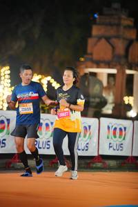 BIB: 280222, 20659, 26627
                            <button type="button" onclick="openModal(20360309)" class="btn btn-primary btn-sm float-right btn-popup" data-toggle="modal" data-target=".modal-high-quality">
                        <i class="fas fa-shopping-cart"></i> Add to Cart
                    </button>
                                            <button type="button" onclick="isThisMe(20360309, true)" class="btn btn-success btn-sm float-right btn-popup btn-isme hidden" data-toggle="tooltip" data-placement="bottom" title="นี่คือรูปของคุณใช่ไหม คลิกที่นี่เพื่อเอาเข้าอัลบั้ม">
                        <i class="fas fa-plus"></i> Add to album
                    </button>
                    <button type="button" onclick="isThisMe(20360309, false)" class="btn btn-warning btn-sm float-right btn-popup btn-isnotme hidden">
                        <i class="fas fa-ban"></i> Remove from album
                    </button>