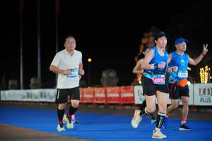 BIB: 4123, 45976, 41882, 100
                            <button type="button" onclick="openModal(20452013)" class="btn btn-primary btn-sm float-right btn-popup" data-toggle="modal" data-target=".modal-high-quality">
                        <i class="fas fa-shopping-cart"></i> Add to Cart
                    </button>
                                            <button type="button" onclick="isThisMe(20452013, true)" class="btn btn-success btn-sm float-right btn-popup btn-isme hidden" data-toggle="tooltip" data-placement="bottom" title="นี่คือรูปของคุณใช่ไหม คลิกที่นี่เพื่อเอาเข้าอัลบั้ม">
                        <i class="fas fa-plus"></i> Add to album
                    </button>
                    <button type="button" onclick="isThisMe(20452013, false)" class="btn btn-warning btn-sm float-right btn-popup btn-isnotme hidden">
                        <i class="fas fa-ban"></i> Remove from album
                    </button>