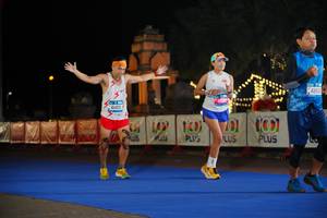 BIB: 41453, 201, 1001, 4262
                            <button type="button" onclick="openModal(20450087)" class="btn btn-primary btn-sm float-right btn-popup" data-toggle="modal" data-target=".modal-high-quality">
                        <i class="fas fa-shopping-cart"></i> Add to Cart
                    </button>
                                            <button type="button" onclick="isThisMe(20450087, true)" class="btn btn-success btn-sm float-right btn-popup btn-isme hidden" data-toggle="tooltip" data-placement="bottom" title="นี่คือรูปของคุณใช่ไหม คลิกที่นี่เพื่อเอาเข้าอัลบั้ม">
                        <i class="fas fa-plus"></i> Add to album
                    </button>
                    <button type="button" onclick="isThisMe(20450087, false)" class="btn btn-warning btn-sm float-right btn-popup btn-isnotme hidden">
                        <i class="fas fa-ban"></i> Remove from album
                    </button>