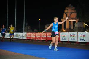 BIB: 1631, 100
                            <button type="button" onclick="openModal(20432015)" class="btn btn-primary btn-sm float-right btn-popup" data-toggle="modal" data-target=".modal-high-quality">
                        <i class="fas fa-shopping-cart"></i> Add to Cart
                    </button>
                                            <button type="button" onclick="isThisMe(20432015, true)" class="btn btn-success btn-sm float-right btn-popup btn-isme hidden" data-toggle="tooltip" data-placement="bottom" title="นี่คือรูปของคุณใช่ไหม คลิกที่นี่เพื่อเอาเข้าอัลบั้ม">
                        <i class="fas fa-plus"></i> Add to album
                    </button>
                    <button type="button" onclick="isThisMe(20432015, false)" class="btn btn-warning btn-sm float-right btn-popup btn-isnotme hidden">
                        <i class="fas fa-ban"></i> Remove from album
                    </button>