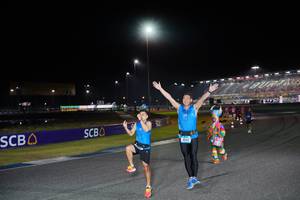 BIB: 8602
                            <button type="button" onclick="openModal(19822724)" class="btn btn-primary btn-sm float-right btn-popup" data-toggle="modal" data-target=".modal-high-quality">
                        <i class="fas fa-shopping-cart"></i> Add to Cart
                    </button>
                                            <button type="button" onclick="isThisMe(19822724, true)" class="btn btn-success btn-sm float-right btn-popup btn-isme hidden" data-toggle="tooltip" data-placement="bottom" title="นี่คือรูปของคุณใช่ไหม คลิกที่นี่เพื่อเอาเข้าอัลบั้ม">
                        <i class="fas fa-plus"></i> Add to album
                    </button>
                    <button type="button" onclick="isThisMe(19822724, false)" class="btn btn-warning btn-sm float-right btn-popup btn-isnotme hidden">
                        <i class="fas fa-ban"></i> Remove from album
                    </button>