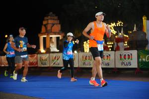 BIB: 0000, 200, 3011001
                            <button type="button" onclick="openModal(20440839)" class="btn btn-primary btn-sm float-right btn-popup" data-toggle="modal" data-target=".modal-high-quality">
                        <i class="fas fa-shopping-cart"></i> Add to Cart
                    </button>
                                            <button type="button" onclick="isThisMe(20440839, true)" class="btn btn-success btn-sm float-right btn-popup btn-isme hidden" data-toggle="tooltip" data-placement="bottom" title="นี่คือรูปของคุณใช่ไหม คลิกที่นี่เพื่อเอาเข้าอัลบั้ม">
                        <i class="fas fa-plus"></i> Add to album
                    </button>
                    <button type="button" onclick="isThisMe(20440839, false)" class="btn btn-warning btn-sm float-right btn-popup btn-isnotme hidden">
                        <i class="fas fa-ban"></i> Remove from album
                    </button>