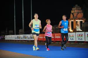 BIB: 4230, 45214, 1831, 1001
                            <button type="button" onclick="openModal(20428778)" class="btn btn-primary btn-sm float-right btn-popup" data-toggle="modal" data-target=".modal-high-quality">
                        <i class="fas fa-shopping-cart"></i> Add to Cart
                    </button>
                                            <button type="button" onclick="isThisMe(20428778, true)" class="btn btn-success btn-sm float-right btn-popup btn-isme hidden" data-toggle="tooltip" data-placement="bottom" title="นี่คือรูปของคุณใช่ไหม คลิกที่นี่เพื่อเอาเข้าอัลบั้ม">
                        <i class="fas fa-plus"></i> Add to album
                    </button>
                    <button type="button" onclick="isThisMe(20428778, false)" class="btn btn-warning btn-sm float-right btn-popup btn-isnotme hidden">
                        <i class="fas fa-ban"></i> Remove from album
                    </button>