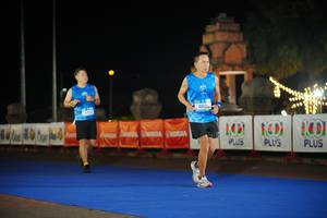 BIB: 41025, 1001, 100
                            <button type="button" onclick="openModal(20430778)" class="btn btn-primary btn-sm float-right btn-popup" data-toggle="modal" data-target=".modal-high-quality">
                        <i class="fas fa-shopping-cart"></i> Add to Cart
                    </button>
                                            <button type="button" onclick="isThisMe(20430778, true)" class="btn btn-success btn-sm float-right btn-popup btn-isme hidden" data-toggle="tooltip" data-placement="bottom" title="นี่คือรูปของคุณใช่ไหม คลิกที่นี่เพื่อเอาเข้าอัลบั้ม">
                        <i class="fas fa-plus"></i> Add to album
                    </button>
                    <button type="button" onclick="isThisMe(20430778, false)" class="btn btn-warning btn-sm float-right btn-popup btn-isnotme hidden">
                        <i class="fas fa-ban"></i> Remove from album
                    </button>