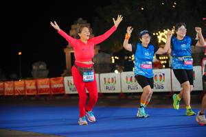 BIB: 41638, 45827, 000, 300, 45996
                            <button type="button" onclick="openModal(20441908)" class="btn btn-primary btn-sm float-right btn-popup" data-toggle="modal" data-target=".modal-high-quality">
                        <i class="fas fa-shopping-cart"></i> Add to Cart
                    </button>
                                            <button type="button" onclick="isThisMe(20441908, true)" class="btn btn-success btn-sm float-right btn-popup btn-isme hidden" data-toggle="tooltip" data-placement="bottom" title="นี่คือรูปของคุณใช่ไหม คลิกที่นี่เพื่อเอาเข้าอัลบั้ม">
                        <i class="fas fa-plus"></i> Add to album
                    </button>
                    <button type="button" onclick="isThisMe(20441908, false)" class="btn btn-warning btn-sm float-right btn-popup btn-isnotme hidden">
                        <i class="fas fa-ban"></i> Remove from album
                    </button>