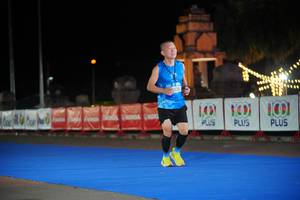 BIB: 100
                            <button type="button" onclick="openModal(20433026)" class="btn btn-primary btn-sm float-right btn-popup" data-toggle="modal" data-target=".modal-high-quality">
                        <i class="fas fa-shopping-cart"></i> Add to Cart
                    </button>
                                            <button type="button" onclick="isThisMe(20433026, true)" class="btn btn-success btn-sm float-right btn-popup btn-isme hidden" data-toggle="tooltip" data-placement="bottom" title="นี่คือรูปของคุณใช่ไหม คลิกที่นี่เพื่อเอาเข้าอัลบั้ม">
                        <i class="fas fa-plus"></i> Add to album
                    </button>
                    <button type="button" onclick="isThisMe(20433026, false)" class="btn btn-warning btn-sm float-right btn-popup btn-isnotme hidden">
                        <i class="fas fa-ban"></i> Remove from album
                    </button>