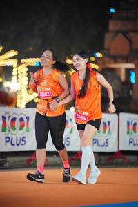BIB: 26182, 26465, 980
                            <button type="button" onclick="openModal(20404047)" class="btn btn-primary btn-sm float-right btn-popup" data-toggle="modal" data-target=".modal-high-quality">
                        <i class="fas fa-shopping-cart"></i> Add to Cart
                    </button>
                                            <button type="button" onclick="isThisMe(20404047, true)" class="btn btn-success btn-sm float-right btn-popup btn-isme hidden" data-toggle="tooltip" data-placement="bottom" title="นี่คือรูปของคุณใช่ไหม คลิกที่นี่เพื่อเอาเข้าอัลบั้ม">
                        <i class="fas fa-plus"></i> Add to album
                    </button>
                    <button type="button" onclick="isThisMe(20404047, false)" class="btn btn-warning btn-sm float-right btn-popup btn-isnotme hidden">
                        <i class="fas fa-ban"></i> Remove from album
                    </button>