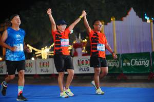 BIB: 365, 100, 45932, 41507
                            <button type="button" onclick="openModal(20437589)" class="btn btn-primary btn-sm float-right btn-popup" data-toggle="modal" data-target=".modal-high-quality">
                        <i class="fas fa-shopping-cart"></i> Add to Cart
                    </button>
                                            <button type="button" onclick="isThisMe(20437589, true)" class="btn btn-success btn-sm float-right btn-popup btn-isme hidden" data-toggle="tooltip" data-placement="bottom" title="นี่คือรูปของคุณใช่ไหม คลิกที่นี่เพื่อเอาเข้าอัลบั้ม">
                        <i class="fas fa-plus"></i> Add to album
                    </button>
                    <button type="button" onclick="isThisMe(20437589, false)" class="btn btn-warning btn-sm float-right btn-popup btn-isnotme hidden">
                        <i class="fas fa-ban"></i> Remove from album
                    </button>