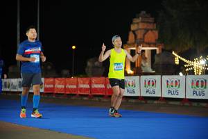 BIB: 43030, 100
                            <button type="button" onclick="openModal(20457629)" class="btn btn-primary btn-sm float-right btn-popup" data-toggle="modal" data-target=".modal-high-quality">
                        <i class="fas fa-shopping-cart"></i> Add to Cart
                    </button>
                                            <button type="button" onclick="isThisMe(20457629, true)" class="btn btn-success btn-sm float-right btn-popup btn-isme hidden" data-toggle="tooltip" data-placement="bottom" title="นี่คือรูปของคุณใช่ไหม คลิกที่นี่เพื่อเอาเข้าอัลบั้ม">
                        <i class="fas fa-plus"></i> Add to album
                    </button>
                    <button type="button" onclick="isThisMe(20457629, false)" class="btn btn-warning btn-sm float-right btn-popup btn-isnotme hidden">
                        <i class="fas fa-ban"></i> Remove from album
                    </button>