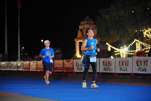 BIB: 4299, 1001
                            <button type="button" onclick="openModal(20447183)" class="btn btn-primary btn-sm float-right btn-popup" data-toggle="modal" data-target=".modal-high-quality">
                        <i class="fas fa-shopping-cart"></i> Add to Cart
                    </button>
                                            <button type="button" onclick="isThisMe(20447183, true)" class="btn btn-success btn-sm float-right btn-popup btn-isme hidden" data-toggle="tooltip" data-placement="bottom" title="นี่คือรูปของคุณใช่ไหม คลิกที่นี่เพื่อเอาเข้าอัลบั้ม">
                        <i class="fas fa-plus"></i> Add to album
                    </button>
                    <button type="button" onclick="isThisMe(20447183, false)" class="btn btn-warning btn-sm float-right btn-popup btn-isnotme hidden">
                        <i class="fas fa-ban"></i> Remove from album
                    </button>