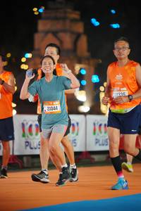 BIB: 21044, 22335
                            <button type="button" onclick="openModal(20371860)" class="btn btn-primary btn-sm float-right btn-popup" data-toggle="modal" data-target=".modal-high-quality">
                        <i class="fas fa-shopping-cart"></i> Add to Cart
                    </button>
                                            <button type="button" onclick="isThisMe(20371860, true)" class="btn btn-success btn-sm float-right btn-popup btn-isme hidden" data-toggle="tooltip" data-placement="bottom" title="นี่คือรูปของคุณใช่ไหม คลิกที่นี่เพื่อเอาเข้าอัลบั้ม">
                        <i class="fas fa-plus"></i> Add to album
                    </button>
                    <button type="button" onclick="isThisMe(20371860, false)" class="btn btn-warning btn-sm float-right btn-popup btn-isnotme hidden">
                        <i class="fas fa-ban"></i> Remove from album
                    </button>