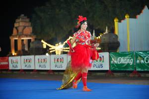 BIB: 110, 140
                            <button type="button" onclick="openModal(20449517)" class="btn btn-primary btn-sm float-right btn-popup" data-toggle="modal" data-target=".modal-high-quality">
                        <i class="fas fa-shopping-cart"></i> Add to Cart
                    </button>
                                            <button type="button" onclick="isThisMe(20449517, true)" class="btn btn-success btn-sm float-right btn-popup btn-isme hidden" data-toggle="tooltip" data-placement="bottom" title="นี่คือรูปของคุณใช่ไหม คลิกที่นี่เพื่อเอาเข้าอัลบั้ม">
                        <i class="fas fa-plus"></i> Add to album
                    </button>
                    <button type="button" onclick="isThisMe(20449517, false)" class="btn btn-warning btn-sm float-right btn-popup btn-isnotme hidden">
                        <i class="fas fa-ban"></i> Remove from album
                    </button>