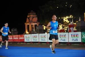 BIB: 41557
                            <button type="button" onclick="openModal(20440642)" class="btn btn-primary btn-sm float-right btn-popup" data-toggle="modal" data-target=".modal-high-quality">
                        <i class="fas fa-shopping-cart"></i> Add to Cart
                    </button>
                                            <button type="button" onclick="isThisMe(20440642, true)" class="btn btn-success btn-sm float-right btn-popup btn-isme hidden" data-toggle="tooltip" data-placement="bottom" title="นี่คือรูปของคุณใช่ไหม คลิกที่นี่เพื่อเอาเข้าอัลบั้ม">
                        <i class="fas fa-plus"></i> Add to album
                    </button>
                    <button type="button" onclick="isThisMe(20440642, false)" class="btn btn-warning btn-sm float-right btn-popup btn-isnotme hidden">
                        <i class="fas fa-ban"></i> Remove from album
                    </button>