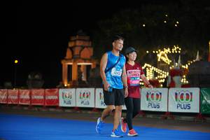 BIB: 100, 42432, 45580
                            <button type="button" onclick="openModal(20457464)" class="btn btn-primary btn-sm float-right btn-popup" data-toggle="modal" data-target=".modal-high-quality">
                        <i class="fas fa-shopping-cart"></i> Add to Cart
                    </button>
                                            <button type="button" onclick="isThisMe(20457464, true)" class="btn btn-success btn-sm float-right btn-popup btn-isme hidden" data-toggle="tooltip" data-placement="bottom" title="นี่คือรูปของคุณใช่ไหม คลิกที่นี่เพื่อเอาเข้าอัลบั้ม">
                        <i class="fas fa-plus"></i> Add to album
                    </button>
                    <button type="button" onclick="isThisMe(20457464, false)" class="btn btn-warning btn-sm float-right btn-popup btn-isnotme hidden">
                        <i class="fas fa-ban"></i> Remove from album
                    </button>