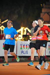 BIB: 147, 24684, 26800
                            <button type="button" onclick="openModal(20390611)" class="btn btn-primary btn-sm float-right btn-popup" data-toggle="modal" data-target=".modal-high-quality">
                        <i class="fas fa-shopping-cart"></i> Add to Cart
                    </button>
                                            <button type="button" onclick="isThisMe(20390611, true)" class="btn btn-success btn-sm float-right btn-popup btn-isme hidden" data-toggle="tooltip" data-placement="bottom" title="นี่คือรูปของคุณใช่ไหม คลิกที่นี่เพื่อเอาเข้าอัลบั้ม">
                        <i class="fas fa-plus"></i> Add to album
                    </button>
                    <button type="button" onclick="isThisMe(20390611, false)" class="btn btn-warning btn-sm float-right btn-popup btn-isnotme hidden">
                        <i class="fas fa-ban"></i> Remove from album
                    </button>