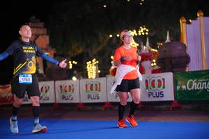 BIB: 42944, 100, 1001
                            <button type="button" onclick="openModal(20429783)" class="btn btn-primary btn-sm float-right btn-popup" data-toggle="modal" data-target=".modal-high-quality">
                        <i class="fas fa-shopping-cart"></i> Add to Cart
                    </button>
                                            <button type="button" onclick="isThisMe(20429783, true)" class="btn btn-success btn-sm float-right btn-popup btn-isme hidden" data-toggle="tooltip" data-placement="bottom" title="นี่คือรูปของคุณใช่ไหม คลิกที่นี่เพื่อเอาเข้าอัลบั้ม">
                        <i class="fas fa-plus"></i> Add to album
                    </button>
                    <button type="button" onclick="isThisMe(20429783, false)" class="btn btn-warning btn-sm float-right btn-popup btn-isnotme hidden">
                        <i class="fas fa-ban"></i> Remove from album
                    </button>