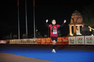 BIB: 4404, 1691, 1001
                            <button type="button" onclick="openModal(20441174)" class="btn btn-primary btn-sm float-right btn-popup" data-toggle="modal" data-target=".modal-high-quality">
                        <i class="fas fa-shopping-cart"></i> Add to Cart
                    </button>
                                            <button type="button" onclick="isThisMe(20441174, true)" class="btn btn-success btn-sm float-right btn-popup btn-isme hidden" data-toggle="tooltip" data-placement="bottom" title="นี่คือรูปของคุณใช่ไหม คลิกที่นี่เพื่อเอาเข้าอัลบั้ม">
                        <i class="fas fa-plus"></i> Add to album
                    </button>
                    <button type="button" onclick="isThisMe(20441174, false)" class="btn btn-warning btn-sm float-right btn-popup btn-isnotme hidden">
                        <i class="fas fa-ban"></i> Remove from album
                    </button>