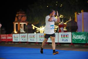 BIB: 101, 140, 100, 44079
                            <button type="button" onclick="openModal(20452978)" class="btn btn-primary btn-sm float-right btn-popup" data-toggle="modal" data-target=".modal-high-quality">
                        <i class="fas fa-shopping-cart"></i> Add to Cart
                    </button>
                                            <button type="button" onclick="isThisMe(20452978, true)" class="btn btn-success btn-sm float-right btn-popup btn-isme hidden" data-toggle="tooltip" data-placement="bottom" title="นี่คือรูปของคุณใช่ไหม คลิกที่นี่เพื่อเอาเข้าอัลบั้ม">
                        <i class="fas fa-plus"></i> Add to album
                    </button>
                    <button type="button" onclick="isThisMe(20452978, false)" class="btn btn-warning btn-sm float-right btn-popup btn-isnotme hidden">
                        <i class="fas fa-ban"></i> Remove from album
                    </button>