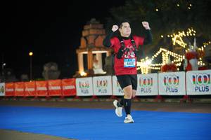 BIB: 44041
                            <button type="button" onclick="openModal(20441282)" class="btn btn-primary btn-sm float-right btn-popup" data-toggle="modal" data-target=".modal-high-quality">
                        <i class="fas fa-shopping-cart"></i> Add to Cart
                    </button>
                                            <button type="button" onclick="isThisMe(20441282, true)" class="btn btn-success btn-sm float-right btn-popup btn-isme hidden" data-toggle="tooltip" data-placement="bottom" title="นี่คือรูปของคุณใช่ไหม คลิกที่นี่เพื่อเอาเข้าอัลบั้ม">
                        <i class="fas fa-plus"></i> Add to album
                    </button>
                    <button type="button" onclick="isThisMe(20441282, false)" class="btn btn-warning btn-sm float-right btn-popup btn-isnotme hidden">
                        <i class="fas fa-ban"></i> Remove from album
                    </button>