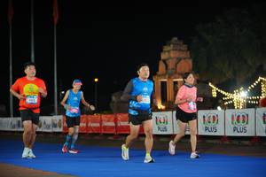 BIB: 4405, 1001
                            <button type="button" onclick="openModal(20456247)" class="btn btn-primary btn-sm float-right btn-popup" data-toggle="modal" data-target=".modal-high-quality">
                        <i class="fas fa-shopping-cart"></i> Add to Cart
                    </button>
                                            <button type="button" onclick="isThisMe(20456247, true)" class="btn btn-success btn-sm float-right btn-popup btn-isme hidden" data-toggle="tooltip" data-placement="bottom" title="นี่คือรูปของคุณใช่ไหม คลิกที่นี่เพื่อเอาเข้าอัลบั้ม">
                        <i class="fas fa-plus"></i> Add to album
                    </button>
                    <button type="button" onclick="isThisMe(20456247, false)" class="btn btn-warning btn-sm float-right btn-popup btn-isnotme hidden">
                        <i class="fas fa-ban"></i> Remove from album
                    </button>