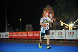 BIB: 42332, 1001
                            <button type="button" onclick="openModal(20438212)" class="btn btn-primary btn-sm float-right btn-popup" data-toggle="modal" data-target=".modal-high-quality">
                        <i class="fas fa-shopping-cart"></i> Add to Cart
                    </button>
                                            <button type="button" onclick="isThisMe(20438212, true)" class="btn btn-success btn-sm float-right btn-popup btn-isme hidden" data-toggle="tooltip" data-placement="bottom" title="นี่คือรูปของคุณใช่ไหม คลิกที่นี่เพื่อเอาเข้าอัลบั้ม">
                        <i class="fas fa-plus"></i> Add to album
                    </button>
                    <button type="button" onclick="isThisMe(20438212, false)" class="btn btn-warning btn-sm float-right btn-popup btn-isnotme hidden">
                        <i class="fas fa-ban"></i> Remove from album
                    </button>