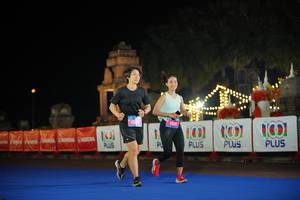 BIB: 133, 410, 4515, 100
                            <button type="button" onclick="openModal(20452218)" class="btn btn-primary btn-sm float-right btn-popup" data-toggle="modal" data-target=".modal-high-quality">
                        <i class="fas fa-shopping-cart"></i> Add to Cart
                    </button>
                                            <button type="button" onclick="isThisMe(20452218, true)" class="btn btn-success btn-sm float-right btn-popup btn-isme hidden" data-toggle="tooltip" data-placement="bottom" title="นี่คือรูปของคุณใช่ไหม คลิกที่นี่เพื่อเอาเข้าอัลบั้ม">
                        <i class="fas fa-plus"></i> Add to album
                    </button>
                    <button type="button" onclick="isThisMe(20452218, false)" class="btn btn-warning btn-sm float-right btn-popup btn-isnotme hidden">
                        <i class="fas fa-ban"></i> Remove from album
                    </button>