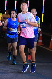 BIB: 0699, 2100, 41514, 239
                            <button type="button" onclick="openModal(19983704)" class="btn btn-primary btn-sm float-right btn-popup" data-toggle="modal" data-target=".modal-high-quality">
                        <i class="fas fa-shopping-cart"></i> Add to Cart
                    </button>
                                            <button type="button" onclick="isThisMe(19983704, true)" class="btn btn-success btn-sm float-right btn-popup btn-isme hidden" data-toggle="tooltip" data-placement="bottom" title="นี่คือรูปของคุณใช่ไหม คลิกที่นี่เพื่อเอาเข้าอัลบั้ม">
                        <i class="fas fa-plus"></i> Add to album
                    </button>
                    <button type="button" onclick="isThisMe(19983704, false)" class="btn btn-warning btn-sm float-right btn-popup btn-isnotme hidden">
                        <i class="fas fa-ban"></i> Remove from album
                    </button>