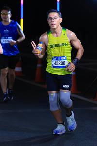 BIB: 4375, 42290
                            <button type="button" onclick="openModal(19987355)" class="btn btn-primary btn-sm float-right btn-popup" data-toggle="modal" data-target=".modal-high-quality">
                        <i class="fas fa-shopping-cart"></i> Add to Cart
                    </button>
                                            <button type="button" onclick="isThisMe(19987355, true)" class="btn btn-success btn-sm float-right btn-popup btn-isme hidden" data-toggle="tooltip" data-placement="bottom" title="นี่คือรูปของคุณใช่ไหม คลิกที่นี่เพื่อเอาเข้าอัลบั้ม">
                        <i class="fas fa-plus"></i> Add to album
                    </button>
                    <button type="button" onclick="isThisMe(19987355, false)" class="btn btn-warning btn-sm float-right btn-popup btn-isnotme hidden">
                        <i class="fas fa-ban"></i> Remove from album
                    </button>