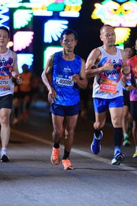 BIB: 2754, 40096, 25272
                            <button type="button" onclick="openModal(20067727)" class="btn btn-primary btn-sm float-right btn-popup" data-toggle="modal" data-target=".modal-high-quality">
                        <i class="fas fa-shopping-cart"></i> Add to Cart
                    </button>
                                            <button type="button" onclick="isThisMe(20067727, true)" class="btn btn-success btn-sm float-right btn-popup btn-isme hidden" data-toggle="tooltip" data-placement="bottom" title="นี่คือรูปของคุณใช่ไหม คลิกที่นี่เพื่อเอาเข้าอัลบั้ม">
                        <i class="fas fa-plus"></i> Add to album
                    </button>
                    <button type="button" onclick="isThisMe(20067727, false)" class="btn btn-warning btn-sm float-right btn-popup btn-isnotme hidden">
                        <i class="fas fa-ban"></i> Remove from album
                    </button>