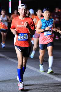 BIB: 40605, 68402
                            <button type="button" onclick="openModal(20114950)" class="btn btn-primary btn-sm float-right btn-popup" data-toggle="modal" data-target=".modal-high-quality">
                        <i class="fas fa-shopping-cart"></i> Add to Cart
                    </button>
                                            <button type="button" onclick="isThisMe(20114950, true)" class="btn btn-success btn-sm float-right btn-popup btn-isme hidden" data-toggle="tooltip" data-placement="bottom" title="นี่คือรูปของคุณใช่ไหม คลิกที่นี่เพื่อเอาเข้าอัลบั้ม">
                        <i class="fas fa-plus"></i> Add to album
                    </button>
                    <button type="button" onclick="isThisMe(20114950, false)" class="btn btn-warning btn-sm float-right btn-popup btn-isnotme hidden">
                        <i class="fas fa-ban"></i> Remove from album
                    </button>